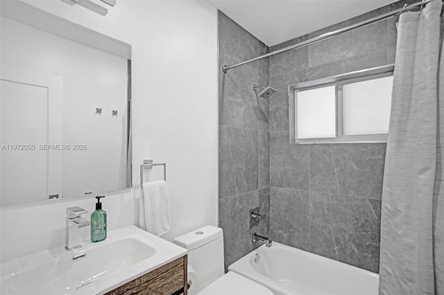 3320 NE 13th Ave 3320, Oakland Park, FL 33334