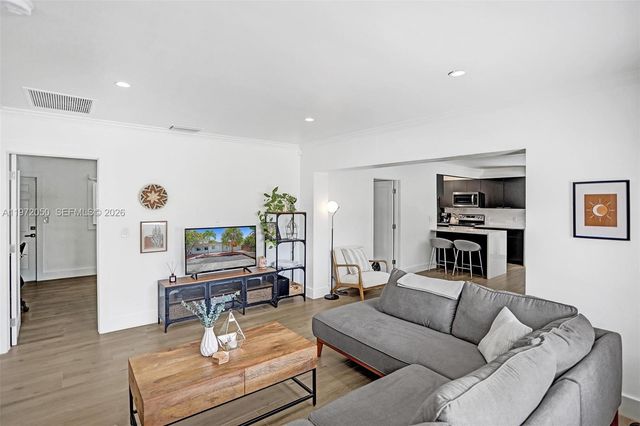 3320 NE 13th Ave 3320, Oakland Park, FL 33334