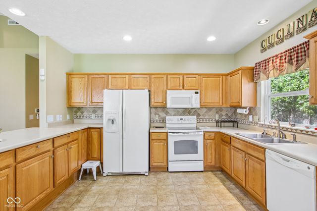 3414 Aylesford Lane, Indianapolis, IN 46228