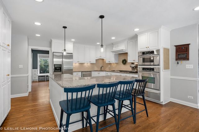 1229 Atlas Lane, Naperville, IL 60540