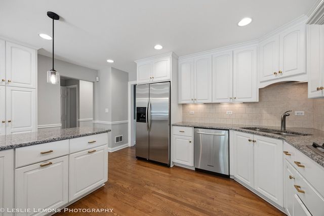 1229 Atlas Lane, Naperville, IL 60540