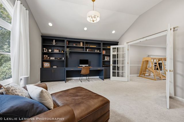 1229 Atlas Lane, Naperville, IL 60540