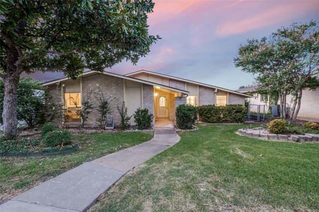3020 Ravine Trail, Carrollton, TX 75007