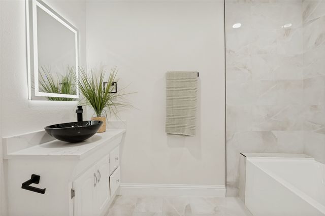 3020 Ravine Trail, Carrollton, TX 75007
