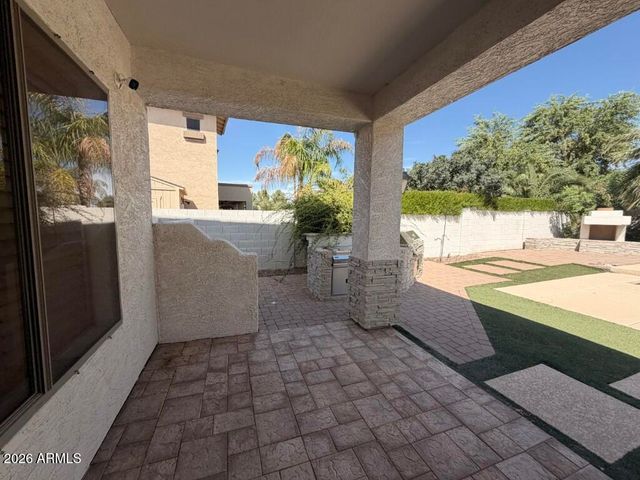 3806 E TAURUS Place, Chandler, AZ 85249