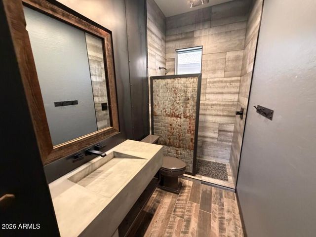 3806 E TAURUS Place, Chandler, AZ 85249