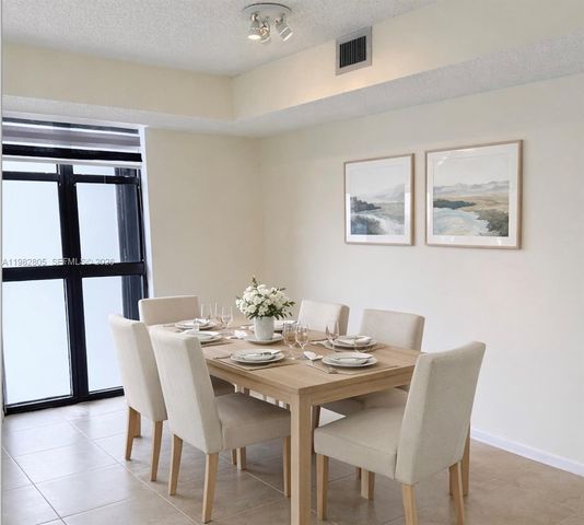 4000 Towerside Ter 1401, Miami, FL 33138