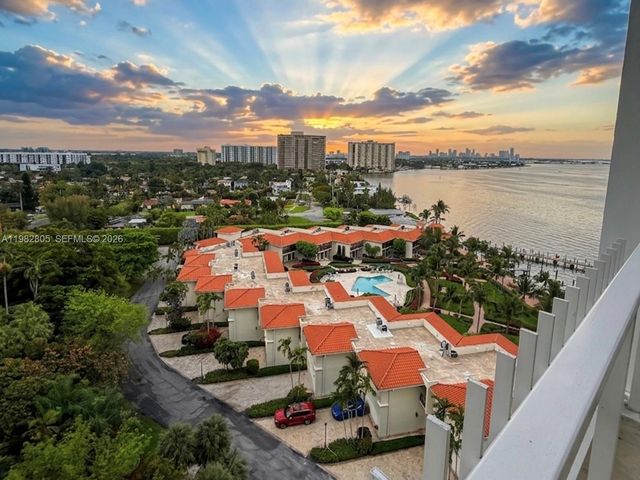 4000 Towerside Ter 1401, Miami, FL 33138