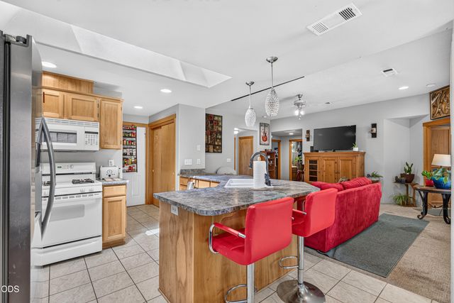 1717 Alexis Way, Medford, OR 97501