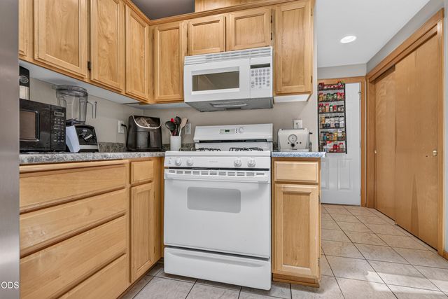 1717 Alexis Way, Medford, OR 97501