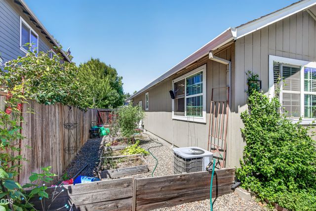 1717 Alexis Way, Medford, OR 97501