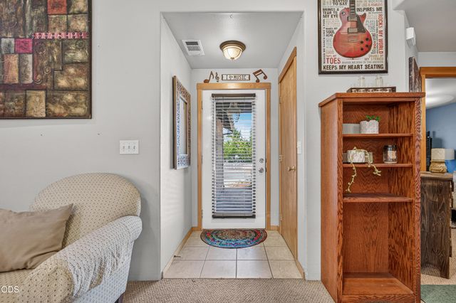 1717 Alexis Way, Medford, OR 97501