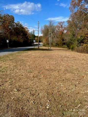 1345 13th Street, Hickory, NC 28602