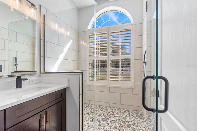 11831 SW HIGHWAY 484, Dunnellon, FL 34432