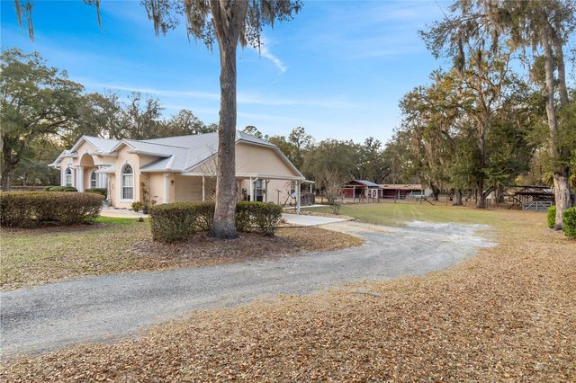 11831 SW HIGHWAY 484, Dunnellon, FL 34432