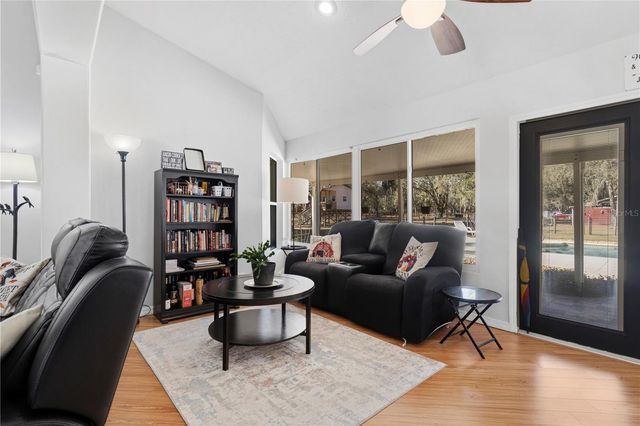 11831 SW HIGHWAY 484, Dunnellon, FL 34432