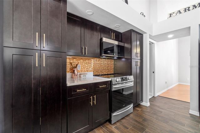 11831 SW HIGHWAY 484, Dunnellon, FL 34432