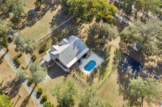 11831 SW HIGHWAY 484, Dunnellon, FL 34432