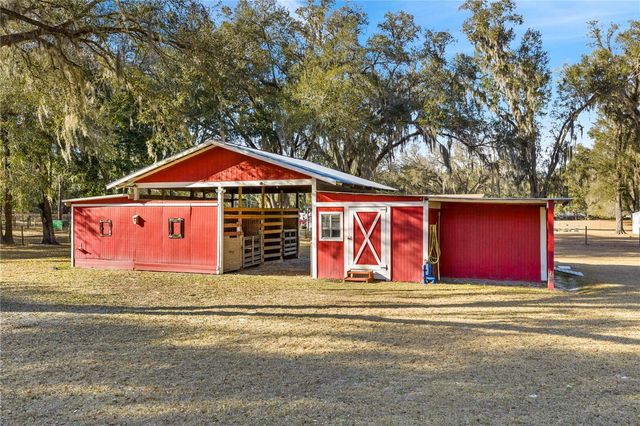 11831 SW HIGHWAY 484, Dunnellon, FL 34432