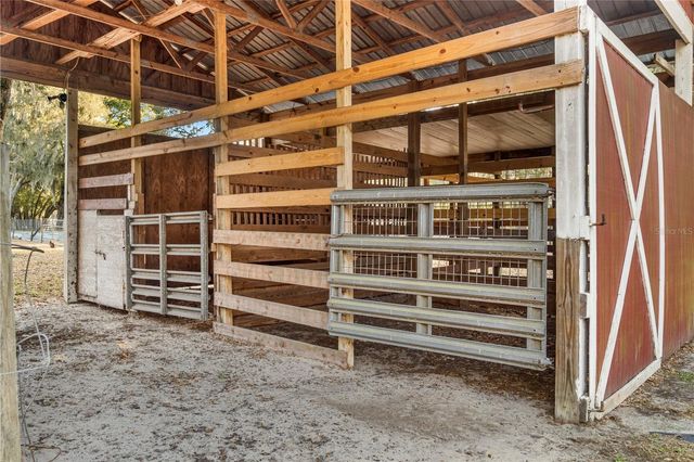 11831 SW HIGHWAY 484, Dunnellon, FL 34432