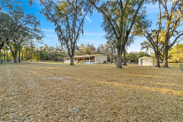 11831 SW HIGHWAY 484, Dunnellon, FL 34432