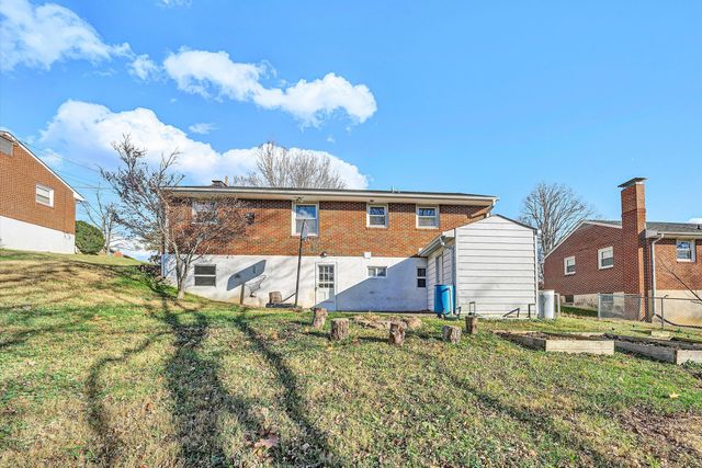 519 Doyle ST, Salem, VA 24153