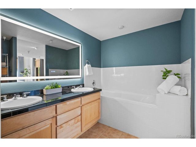 180 Cook St 203, Denver, CO 80206