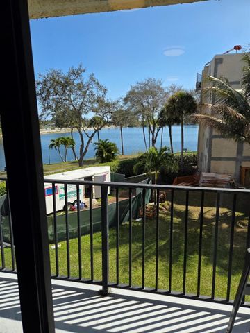3500 BLUE LAKE Drives 304, Pompano Beach, FL 33064