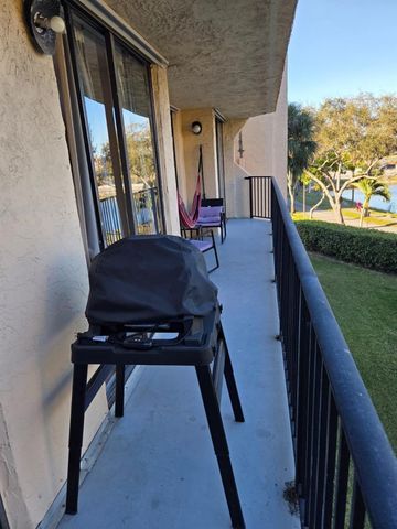 3500 BLUE LAKE Drives 304, Pompano Beach, FL 33064