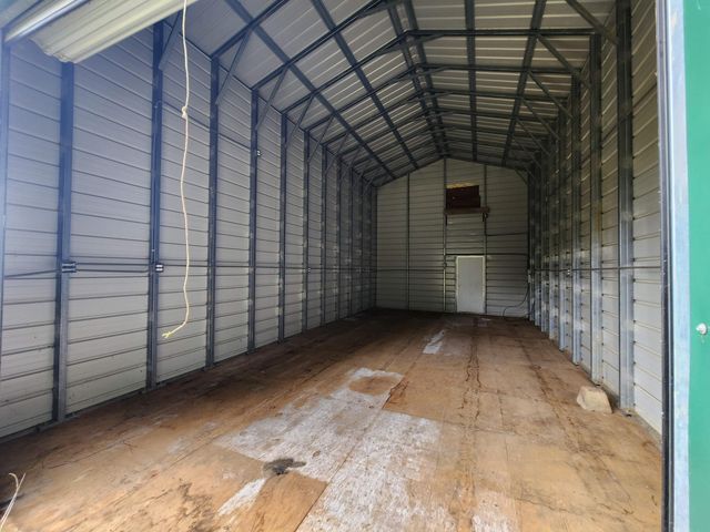 700 Willow Road, Alderpoint, CA 95511