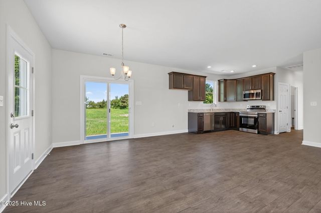 118 Longhorn Drive, Moyock, NC 27958