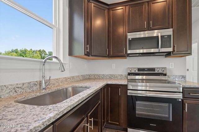 118 Longhorn Drive, Moyock, NC 27958