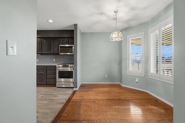 29670 S 630 Road, Grove, OK 74344