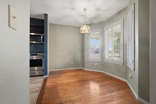 29670 S 630 Road, Grove, OK 74344