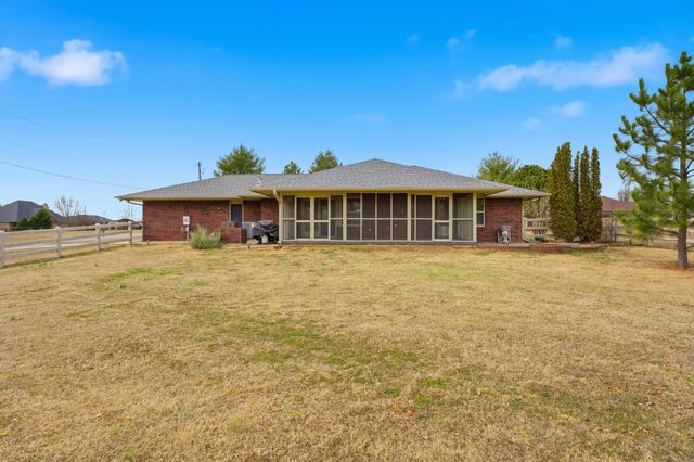 29670 S 630 Road, Grove, OK 74344