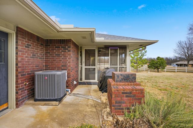 29670 S 630 Road, Grove, OK 74344