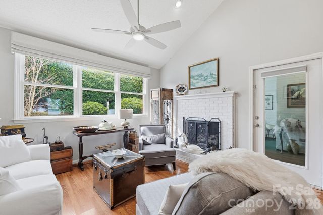 19986 Oak Leaf Circle, Cornelius, NC 28031