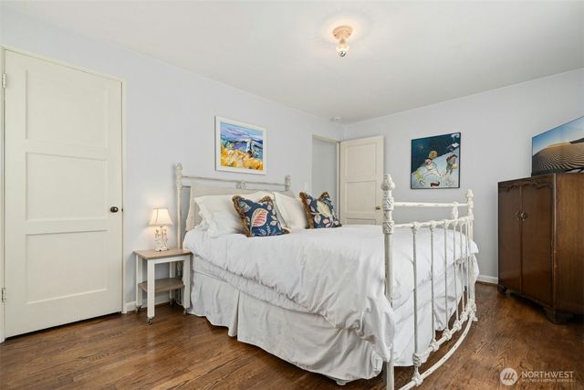 1217 S Charlestown Street, Seattle, WA 98108