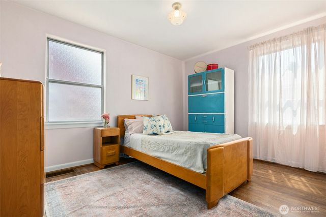 1217 S Charlestown Street, Seattle, WA 98108