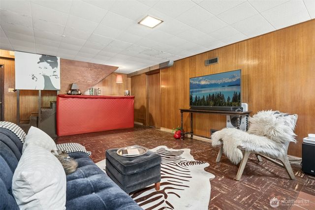 1217 S Charlestown Street, Seattle, WA 98108