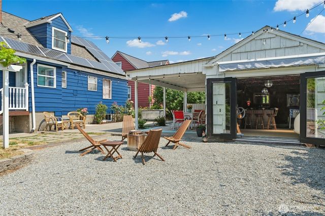 1217 S Charlestown Street, Seattle, WA 98108