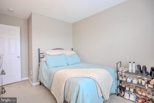 16 FOREST VIEW TER, Hanover, PA 17331