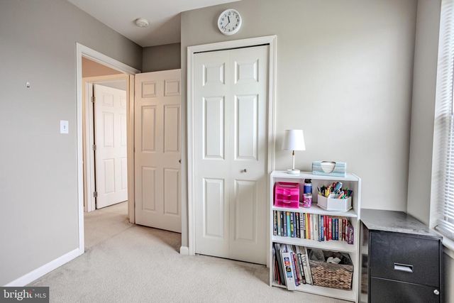 16 FOREST VIEW TER, Hanover, PA 17331