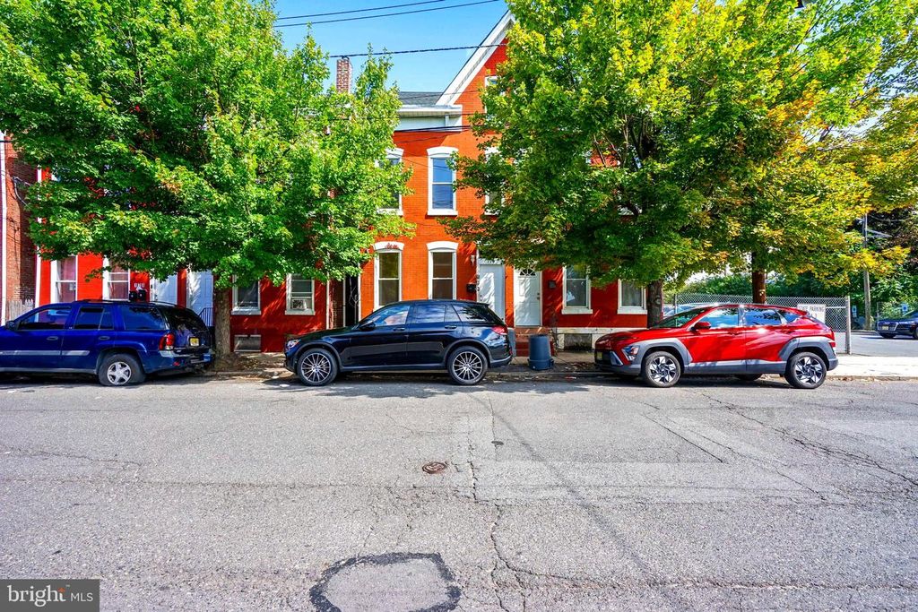 174 W HANOVER ST, TRENTON, NJ 08618 — exterior