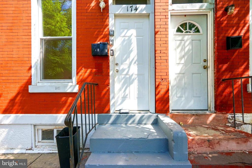 174 W HANOVER ST, TRENTON, NJ 08618 — photo 2