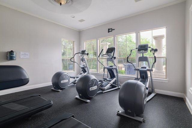 6000 Shepherd Mountain CV 1711, Austin, TX 78730