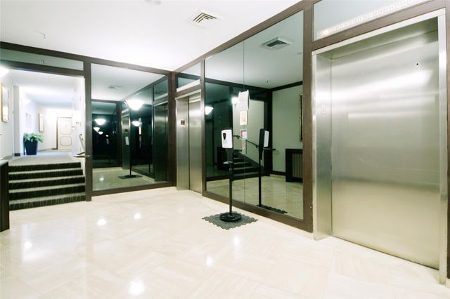 2480 Presidential Way 1004, West Palm Beach, FL 33401