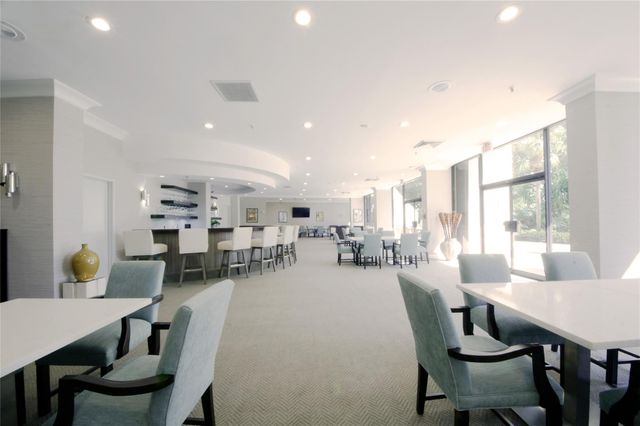 2480 Presidential Way 1004, West Palm Beach, FL 33401