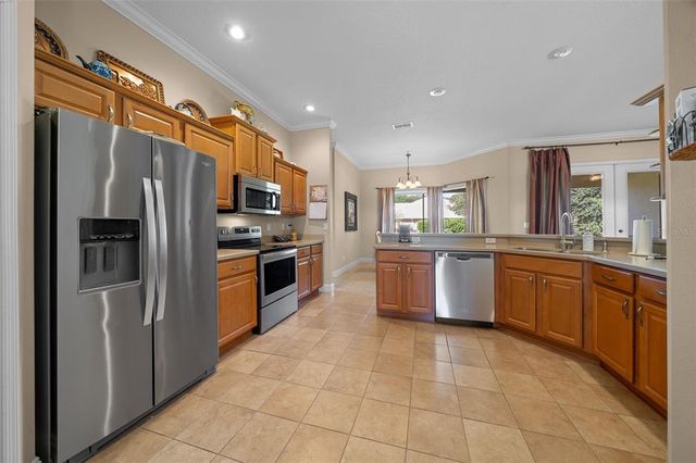 5073 SE 39TH LOOP, Ocala, FL 34480