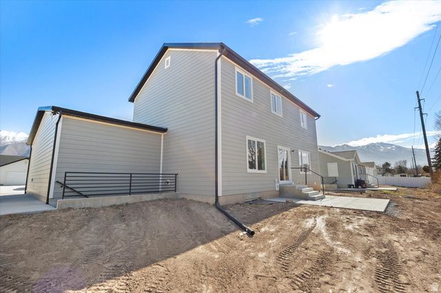 3982 N 350 W, Enoch, UT 84721